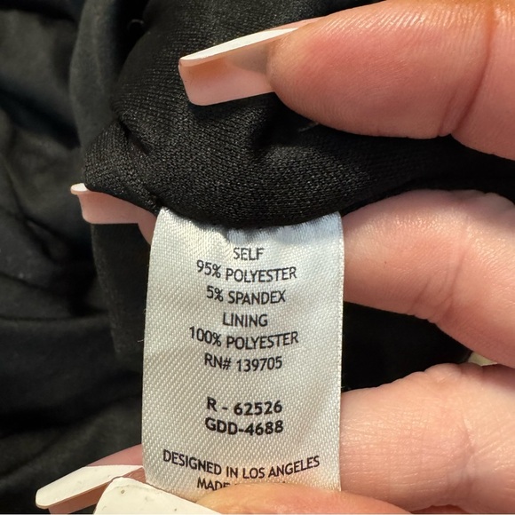 Emerald Sundae Metallic Ruched Spaghetti
Strap Mini Dress Black M - Picture 10 of 16